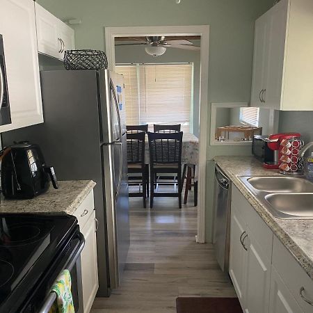 3 Bedroom House Fenced Backyard Private Patio Areas Grill Firepit Plenty Parking! Quick Access 10 Min To Beach Airport Delray West Palm Lake Worth Beach Extérieur photo